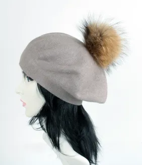 W503C Beżowy  Beret damski z Naturalnym pomponem - 4