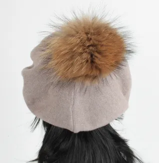 W503C Beżowy  Beret damski z Naturalnym pomponem - 6