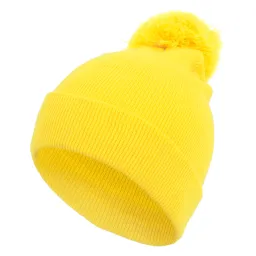 W319H Jasnożółta czapka zimowa beanie krasnal gładka w neonowe kolory z pompon Haker