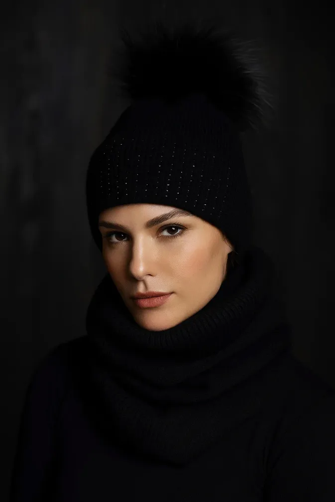 Zimowy Komplet Damski Polar Fashion W454D Czapka Szalik Rękawiczki Czarny