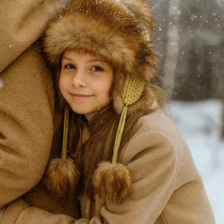 Czapka Mongołka Zimowa Dziewczęca W210I Musztardowa Uszatka Futerko Pompony - 5