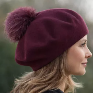 Bordowy beret damski z odpinanym naturalnym pomponem – Polar Fashion W503J - 6