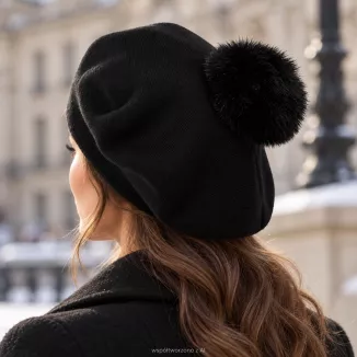 Beret Damski Czarny Duży Pompon ze Sztucznego Futra Polar Fashion W537F - 4