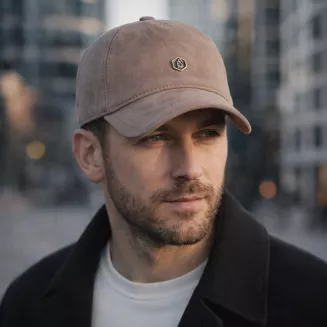 Beżowa skórzana bejsbolówka nubukowa unisex ocieplona K296F Polar Fashion - 8