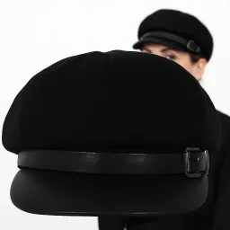 Stylowy Kaszkiet Damski Newsboy Czarny K290B Polar Fashion Klasa i Charakter