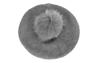 Beret damski szary z naturalnym pomponem – Polar Fashion W503O - 2