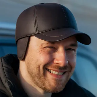 Ciepła Skórzana Czapka z Daszkiem i Uszami Męska K248C  Brąz Polar Fashion - 8